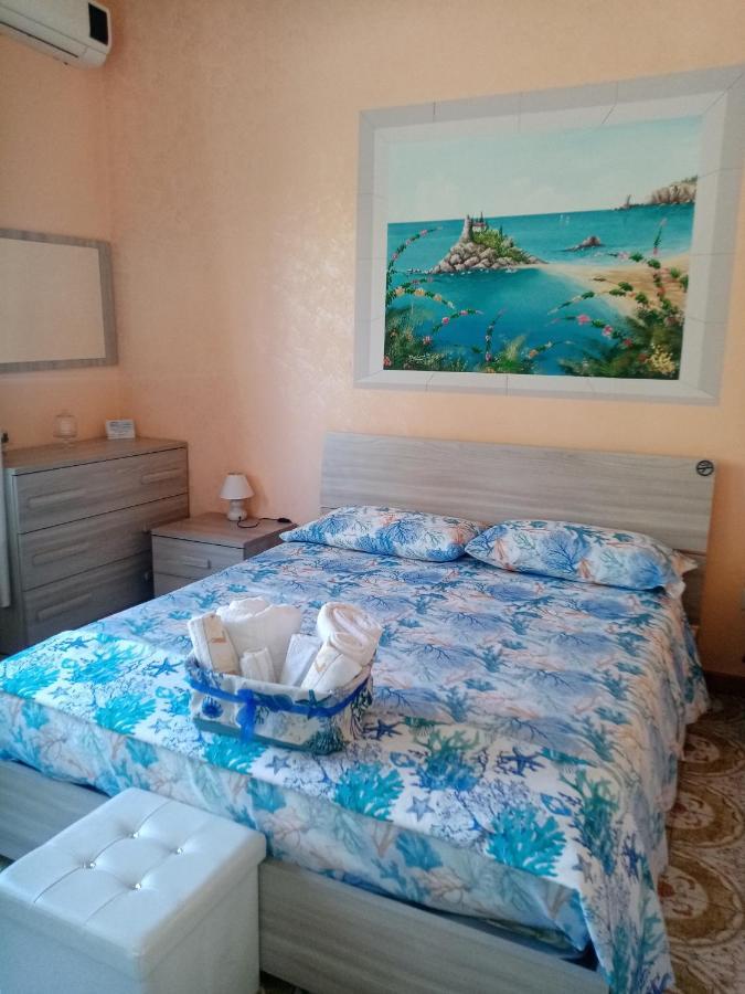 マスカリ Beb I Delfini Di Casa Paola Bed & Breakfast エクステリア 写真